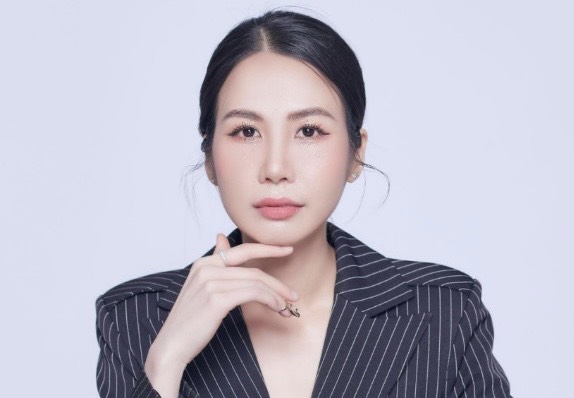 Vũ Thị Xuân xuất sắc dành Giải người đẹp trình diễn trong đêm gala  Hoa Khôi Thanh lịch Việt Nam 2023.