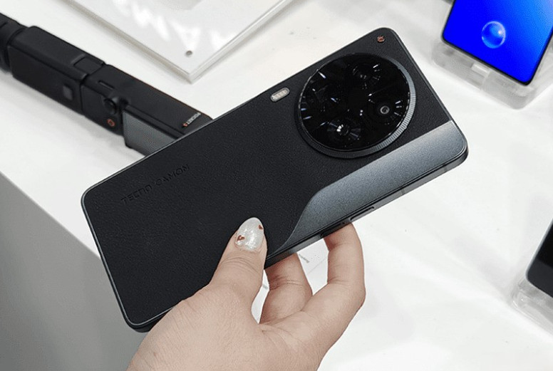 Đánh giá chi tiết về hệ thống camera của Tecno Camon 30.